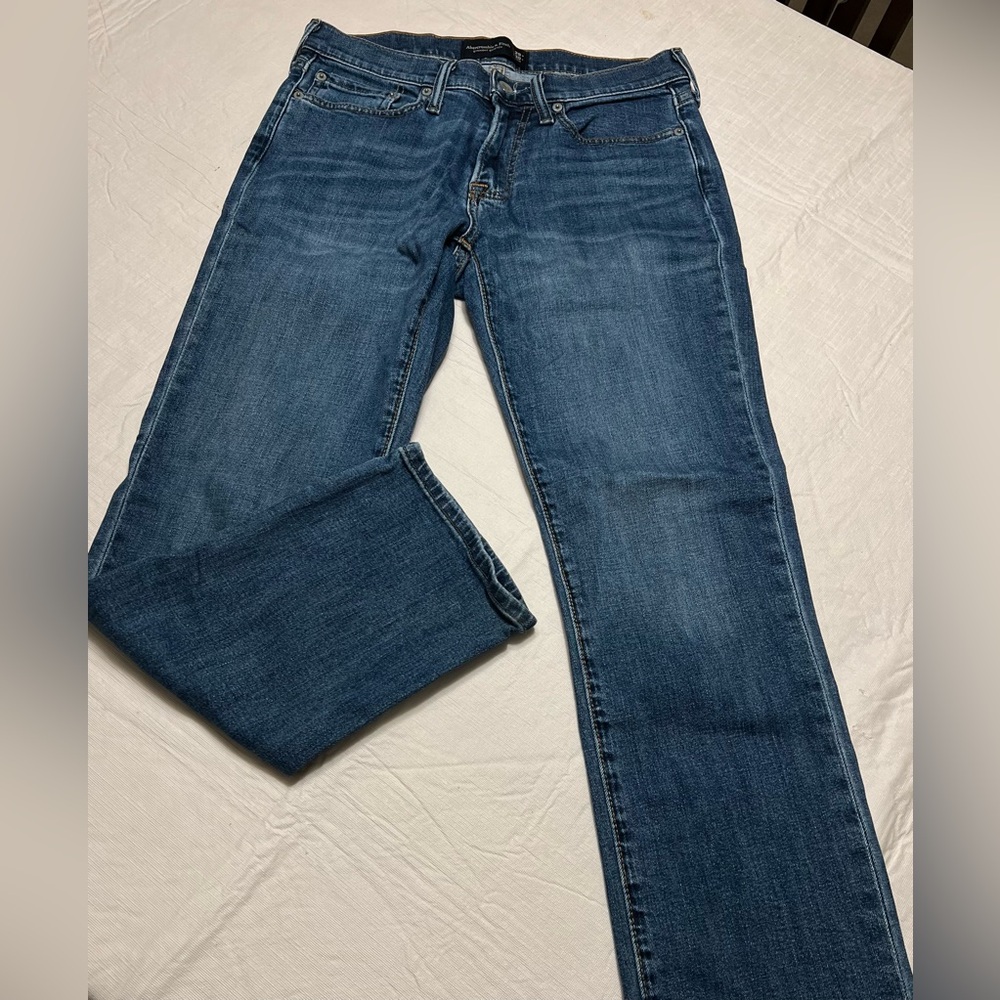 Abercrombie & Fitch Men’s Straight Stretch Denim Jeans